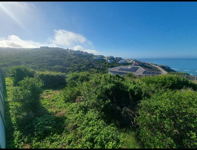 1,025M² VACANT LAND FOR SALE IN DANA BAY